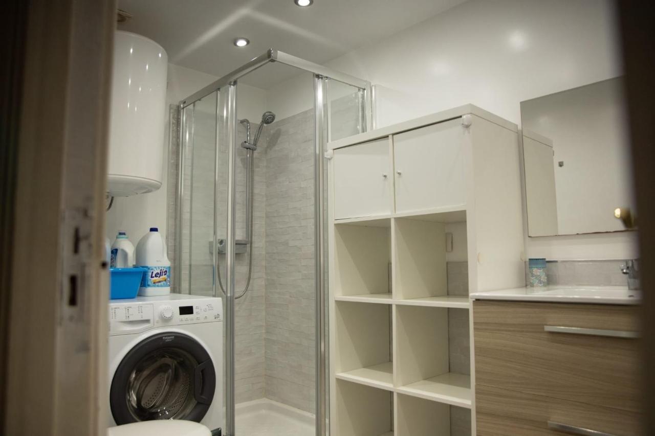 Sofia Cristianos Apartment *